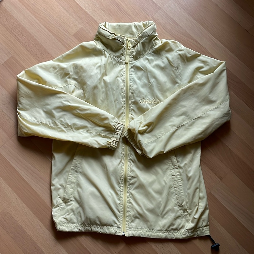 Cabelas windbreaker